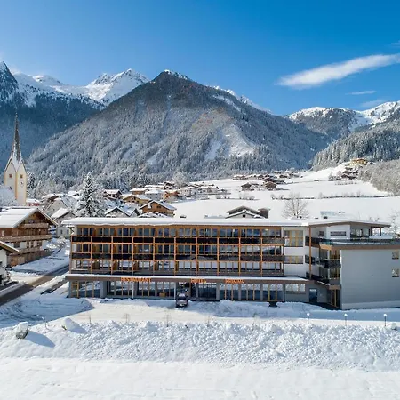 Отель Hotel Krimml 4*